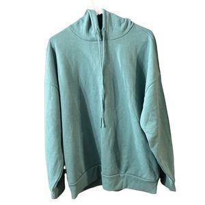 3/$30🖤Universal Threads Hoodie Pockets on side Size XL